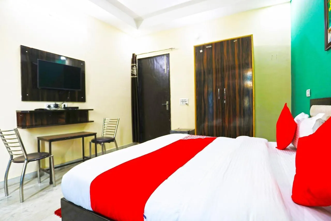 Oyo 9382 Sweet Homes Gurgaon Hotel
