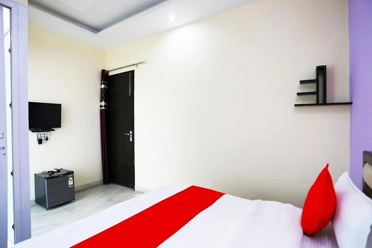 Oyo 9382 Sweet Homes Gurgaon Hotel