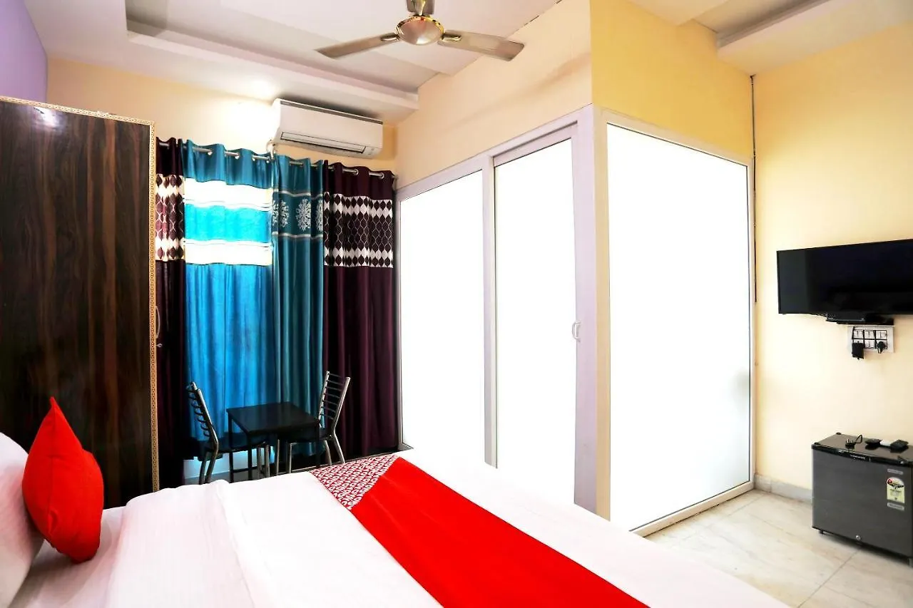 *** Hotel Oyo 9382 Sweet Homes Gurgaon India